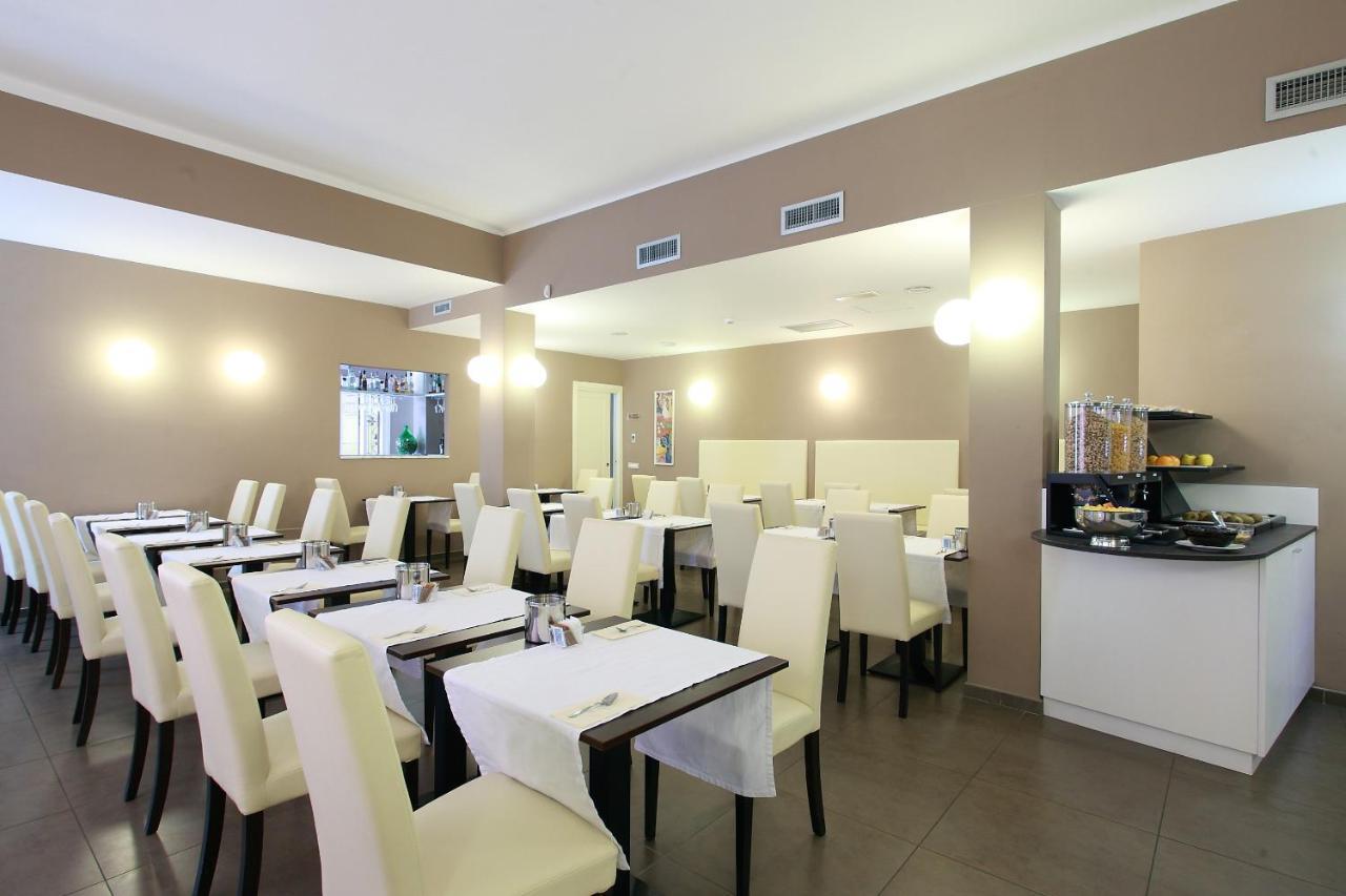 Hotel Margherita Μοντερόσο αλ Μάρε Εξωτερικό φωτογραφία
