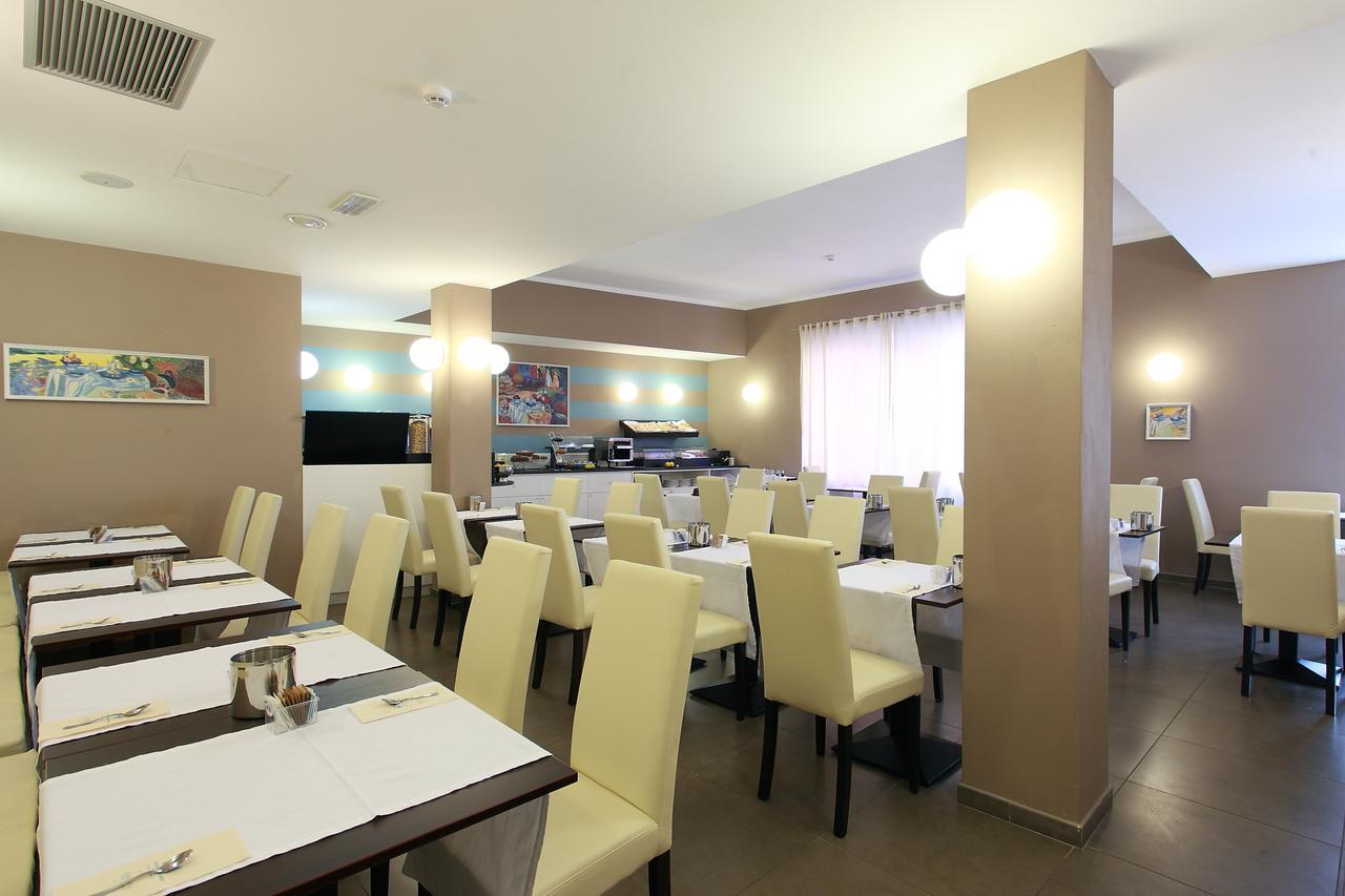 Hotel Margherita Μοντερόσο αλ Μάρε Εξωτερικό φωτογραφία