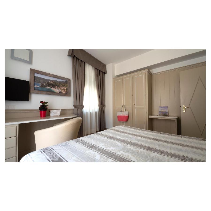 Hotel Margherita Μοντερόσο αλ Μάρε Εξωτερικό φωτογραφία