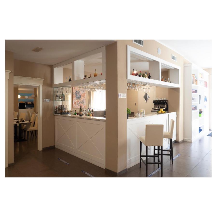 Hotel Margherita Μοντερόσο αλ Μάρε Εξωτερικό φωτογραφία